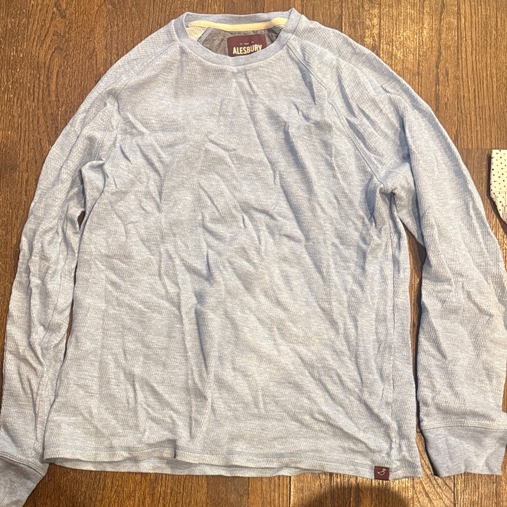 Alesbury Men's Light Gray Long Sleeve Tee